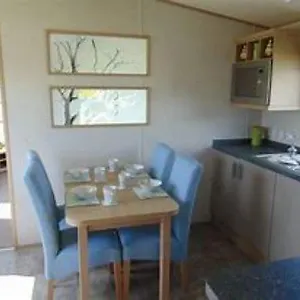  Apartment Roxbury 5 Star 6 Berth Luxury Caravan